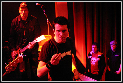 2004-03-12 - Voice Of a Generation at Sticky Fingers, Göteborg
