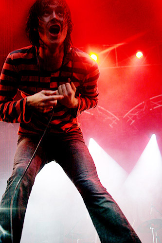 2004-06-19 - The (International) Noise Conspiracy från Hultsfred, Hultsfred