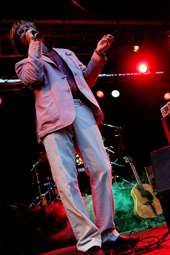 2004-07-10 - Nicolai Dunger från Peace & Love, Borlänge