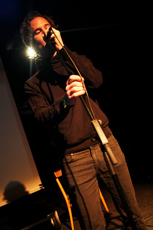 2006-05-25 - Mr Suitcase at Popaganda, Stockholm