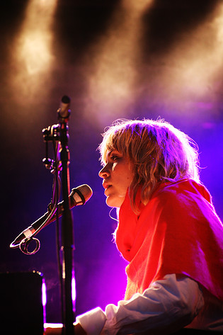 2006-05-26 - Frida Hyvönen at Popaganda, Stockholm