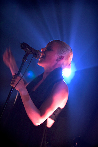 2005-10-22 - Robyn från The Tivoli, Helsingborg