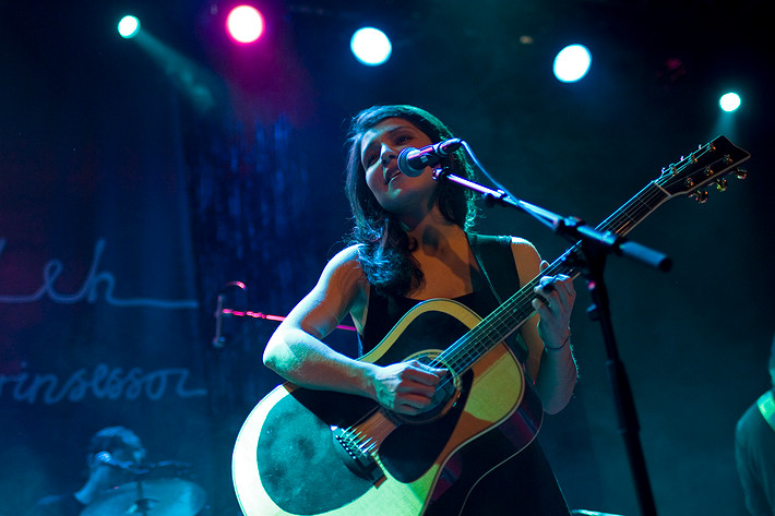 2007-02-06 - Laleh från Debaser Medis, Stockholm