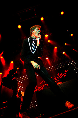 2007-07-27 - The Hives at Storsjöyran, Östersund