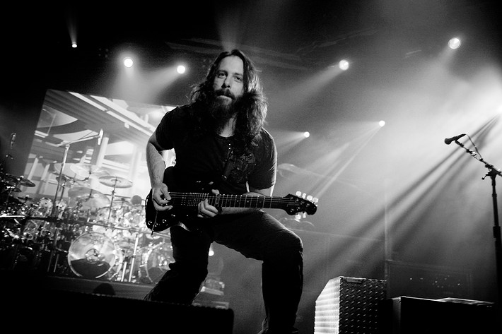 2007-09-28 - Dream Theater at Hovet, Stockholm