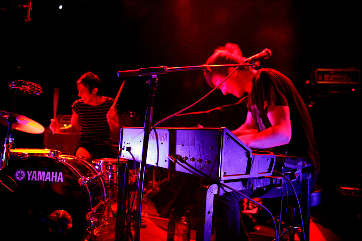 2008-05-02 - Matt and Kim at Debaser Medis, Stockholm