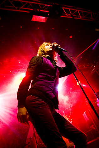 2009-02-28 - The (International) Noise Conspiracy at Sticky Fingers, Göteborg