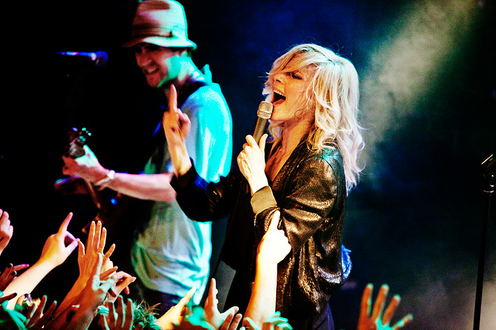 2009-04-03 - The Sounds at The Tivoli, Helsingborg