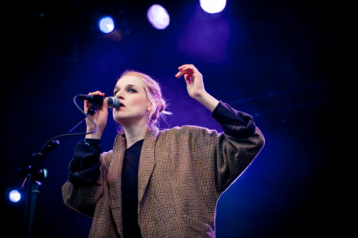 2009-06-13 - El Perro Del Mar at Stora Skuggan, Stockholm