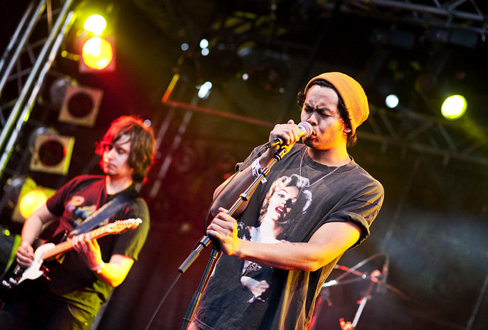 2009-06-25 - The Temper Trap at Peace & Love, Borlänge