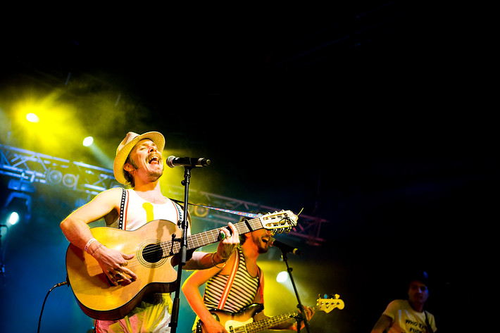 2009-06-26 - Hägga & The Thieves From The North at Peace & Love, Borlänge