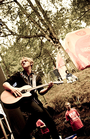 2009-07-31 - Johnossi at Putte i Parken, Karlskoga