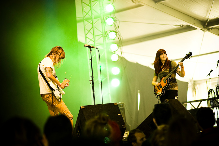 2009-08-14 - Vivian Girls från Way Out West, Göteborg