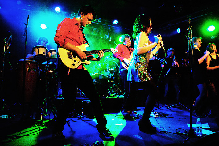 2009-10-30 - Momo Orchestra at Debaser Strand, Stockholm