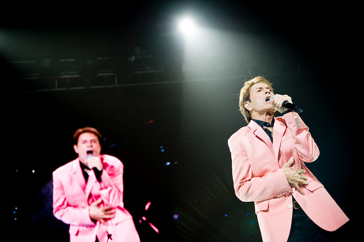 2009-11-20 - Cliff Richard & The Shadows at Globen, Stockholm