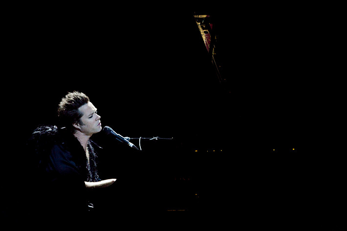 2010-05-27 - Rufus Wainwright at Filadelfiakyrkan, Stockholm