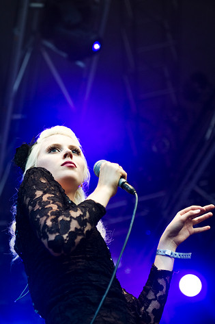 2010-07-03 - Amanda Jenssen at Peace & Love, Borlänge