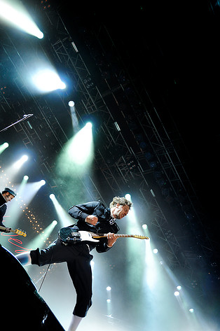 2010-07-31 - The Hives at Putte i Parken, Karlskoga