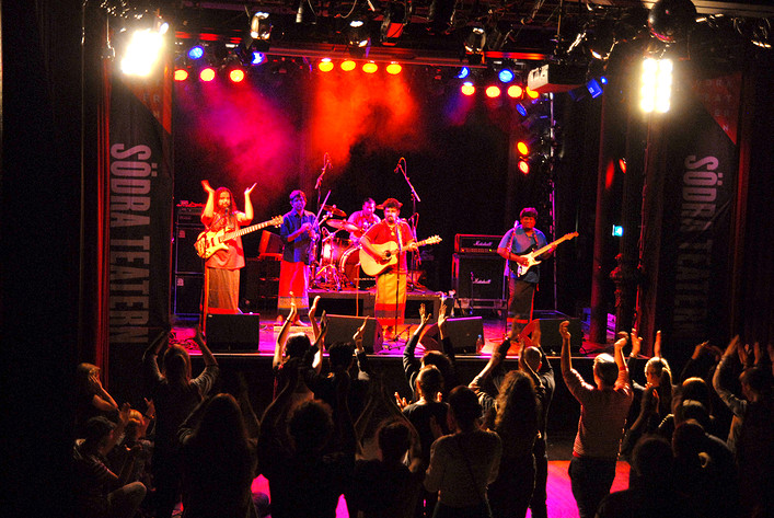 2010-10-22 - Raghu Dixit at Södra Teatern, Stockholm