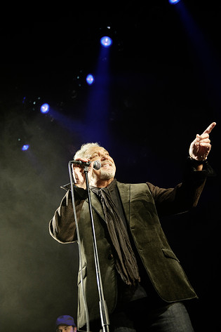 2010-11-21 - Tom Jones från Tyrol, Stockholm