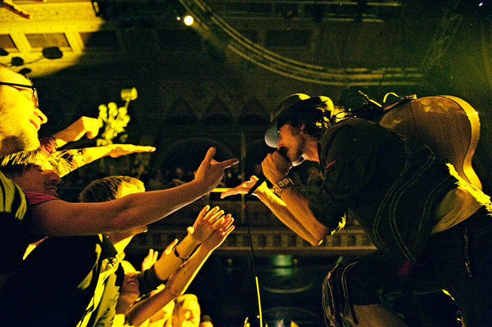 2010-12-04 - Gogol Bordello från Berns, Stockholm
