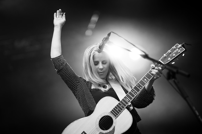 2011-07-23 - Lisa Miskovsky at Trästockfestivalen, Skellefteå