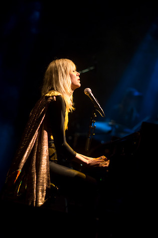 2012-04-20 - Frida Hyvönen at Kulturens hus, Luleå