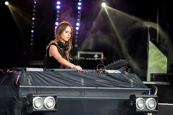 2012-07-14 - Victoria Tinggren från Open Air Housefestival, Växjö