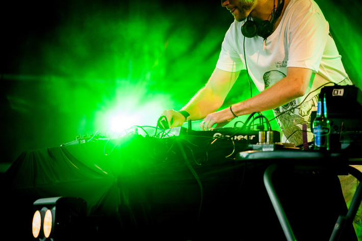 2012-07-14 - Johan Holt at Open Air Housefestival, Växjö
