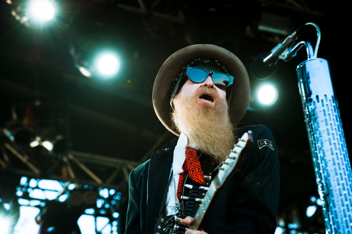 2012-07-23 - ZZ Top at Öja Slottsruin, Ystad