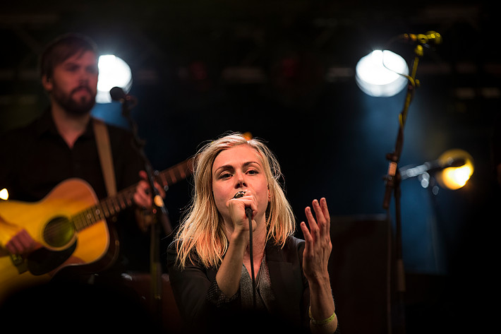 2012-07-27 - Anna Ternheim at Storsjöyran, Östersund