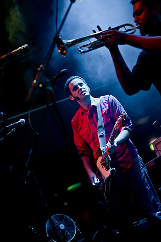 2012-09-29 - Calexico at Pustervik, Göteborg