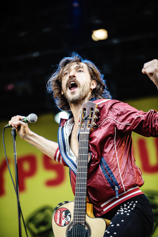 2013-06-27 - Gogol Bordello at Bråvalla, Norrköping