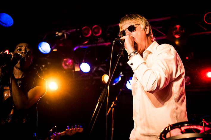 2013-11-28 - Brända Barn at Debaser Strand, Stockholm