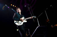 2010-06-01 - Chris Isaak at Filadelfiakyrkan, Stockholm