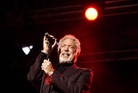 2011-08-03 - Tom Jones at Sofiero, Helsingborg